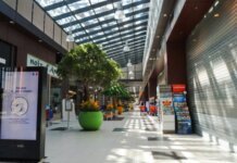 Fusões, reestruturações e demissões para burlar a pandemia