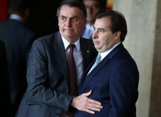 Maia contra ataca: une 6 siglas contra candidato de Bolsonaro