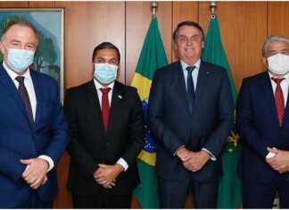 Casagrande vai a Bolsonaro, cobra vacina, BR 262 e corredor Centro-Leste