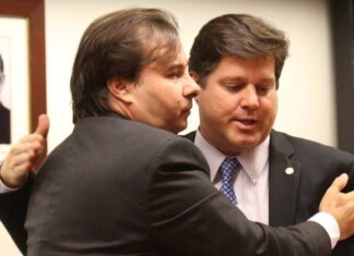 Presidência da Câmara: Maia passa o bastão mas falta combinar com o eleitor