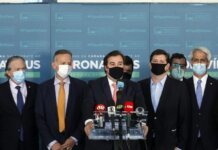 Estratégia de Maia de não definir candidato amarra sucessão na Câmara