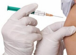 49 países já vacinam: Vacina de Bolsonaro e Pazuello só em fevereiro