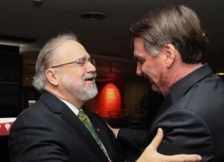 Prevaricador-Geral: ABI pede cabeça de Aras por desvio funcional