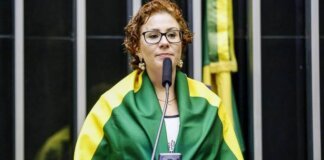 Deputada bolsonarista apresenta projeto para dificultar aborto no país