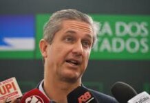 Centrão apoia vacina de laboratório ligado a políticos