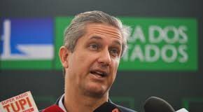 Centrão apoia vacina de laboratório ligado a políticos