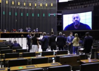 PEC da impunidade tem apoio da maioria dos deputados