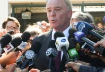 “Casagrande vai disputar o Senado’, diz deputado