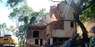 Demolido em Guarapari casarão que serviu clandestinamente ao Dops