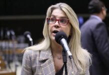 Deputada Soraya Manato rebate críticas divulgadas em site Agência Congresso