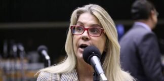 Deputada Soraya Manato rebate críticas divulgadas em site Agência Congresso