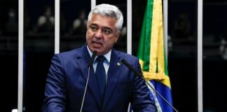 Morte do terceiro senador por Covid assusta Senado