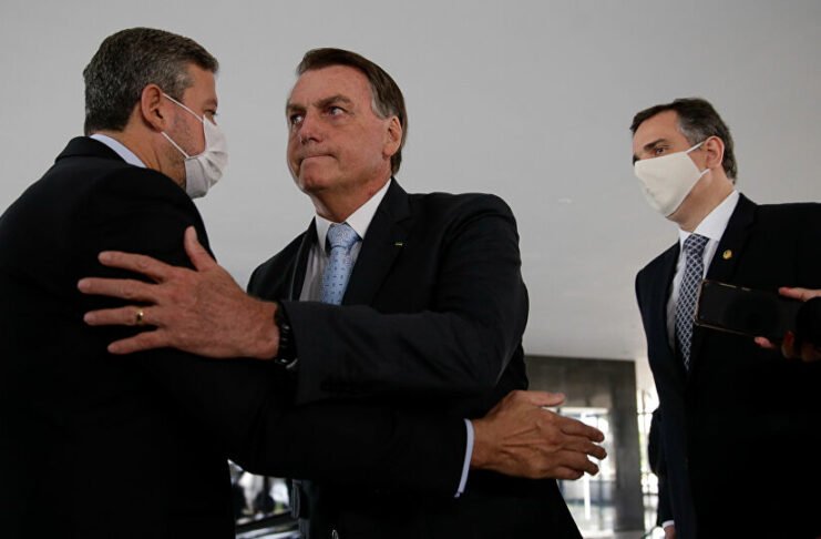 Deputado vai ao STF para obrigar Câmara a botar em votação impeachment de Bolsonaro