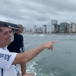 Bolsonaro_passeio_praiagrande_01.jan_-868×644