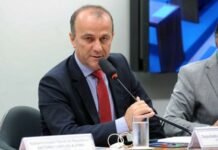 Número de deputados federais vai aumentar de 513 para 527