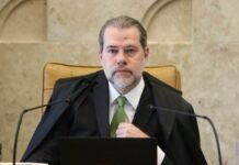 PF pede ao STF abertura de inquérito contra ministro por suposta propina