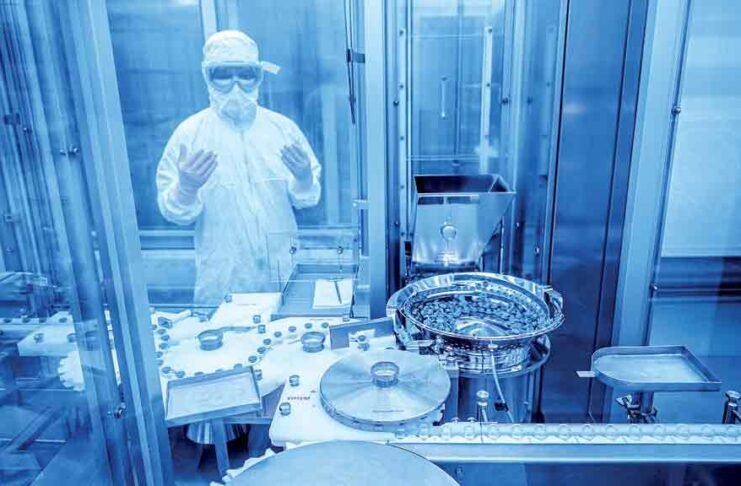 2022 será como 2021: Pandemia só vai acabar com 70% da população vacinada