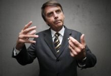 Após acusar China, deputado aponta grave doença de Bolsonaro