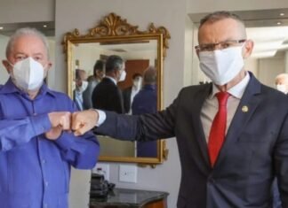 PT deve ganhar senador mas Lula não garante apoio a Contarato para disputa ao governo