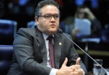 Senador bolsonarista leva rasteira do governo e reage com pedido de CPI