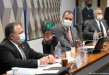 Recesso parlamentar vai aliviar pressão da CPI sobre Bolsonaro