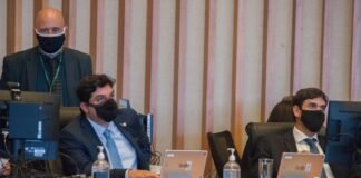 Projeto incentiva empresas a investirem na educação de seus funcionários