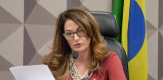 Deputada critica quem votou em candidatos de Bolsonaro sem sequer conhecer