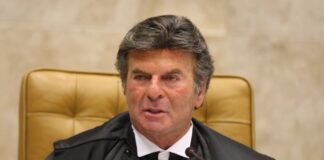 STF descarta urgência para obrigar presidente da Câmara a analise de impeachment