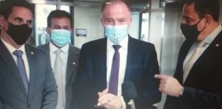 Governador cobra de ministro conclusão de obras federais no ES