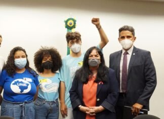 Congresso garante R$ 650 milhões para Ciência e Tecnologia e R$ 43 milhões para educação básica