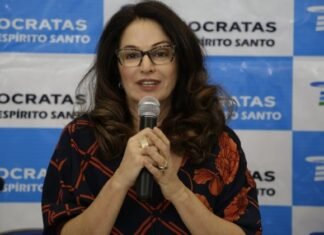 Mesmo atropelada pela fusão DEM X PSL, deputada vai tentar 3º mandato federal