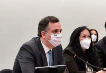 Presidente do Senado convida Rose para se filiar ao PSD