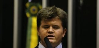 Deputado descarta disputar governo ou Senado. Novo partido ainda em novembro