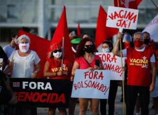 Estudo inclui o Brasil em 4º lugar no mundo entre países com declínio democrático.