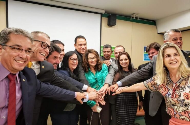 Só três partidos no ES tem chance de eleger deputados federais, PP, PSB e PRB