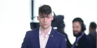 PF intima filho de Bolsonaro para esclarecer se atuou em favor de empresa do ES