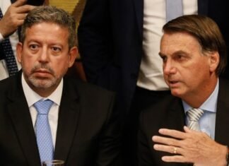 Criação do União Brasil ameaça reeleição de Lira na presidência da Câmara