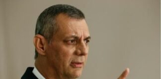 General detona Bolsonaro: “Prefere andar de jet ski e fazer churrasco do que trabalhar”