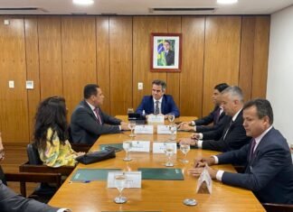 Ministro declara apoio a candidatura de deputado ao Senado