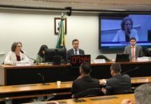 Trem na praia: Estrada de ferro pode chegar a Guarapari