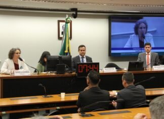 Trem na praia: Estrada de ferro pode chegar a Guarapari