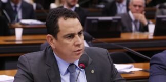 Lei prevê que laudos e atestados de autistas terão validade permanente