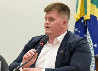 Recuo de Rigoni e falta de coligação podem dificultar sua reeleição
