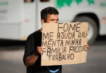 Pobres ficam doentes 10 anos antes dos ricos, aponta estudo