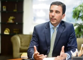 Por que empresário tucano recusou 1ª suplência da senadora Rose?