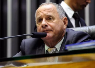 Ex-funcionária do gabinete de Manato denuncia “rachadinha: “nunca trabalhei”