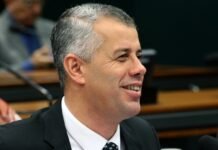 O pulo do gato de Evair: em silêncio, aumentou em 54% sua votação