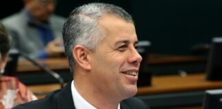 O pulo do gato de Evair: em silêncio, aumentou em 54% sua votação