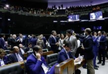 Parlamentares bolsonaristas conseguem abrir CPMI dos atos golpistas