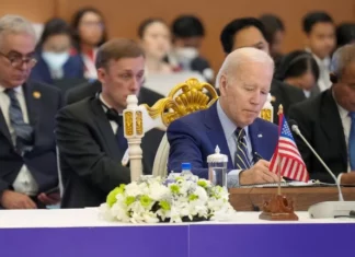 Deputados americanos pedem expulsão de Bolsonaro dos EUA